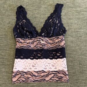 Guess Lace Top in Black and Tan